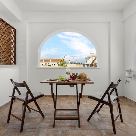 Spetses Center Comfy Apartment Экстерьер фото