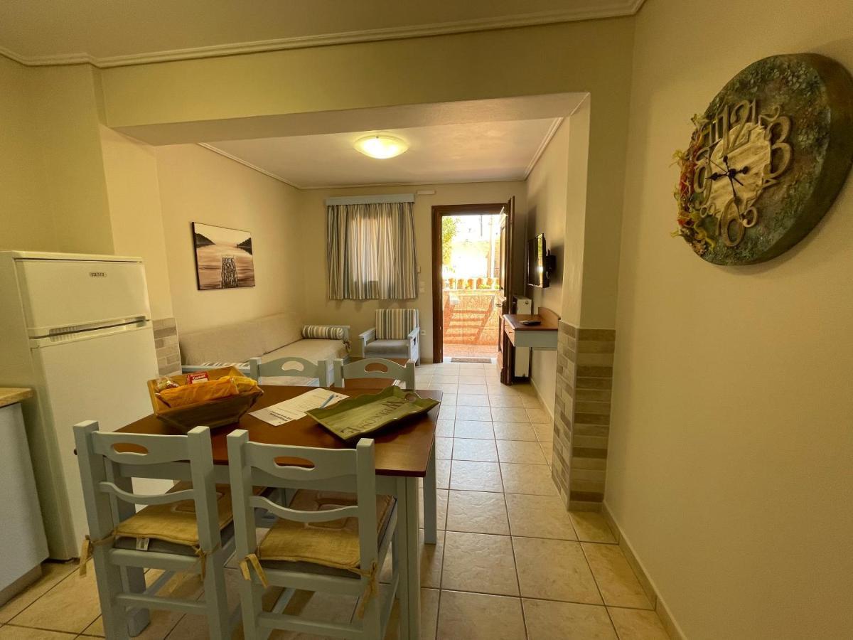 Spetses Center Comfy Apartment Экстерьер фото