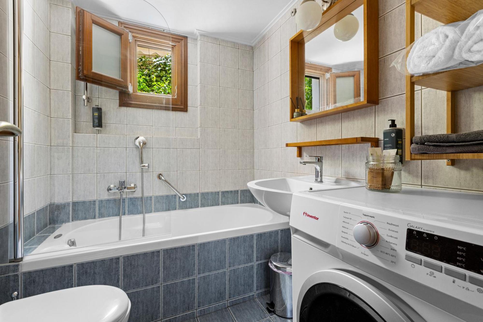 Spetses Center Comfy Apartment Экстерьер фото