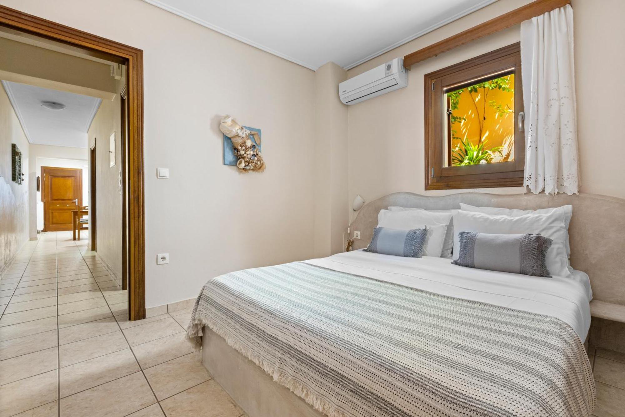 Spetses Center Comfy Apartment Экстерьер фото